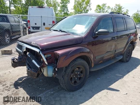 ✅ 2005 Dodge Durango SXT • VIN: 1D4HB38N15F574886 • Лот: 42274183. Опубликован ранее на IAAI с пробегом 224 122 миль. Бесплатный доступ к архиву аукционных продаж из США и подробный отчёт об истории автомобиля на DreamBid. Изображение 2.