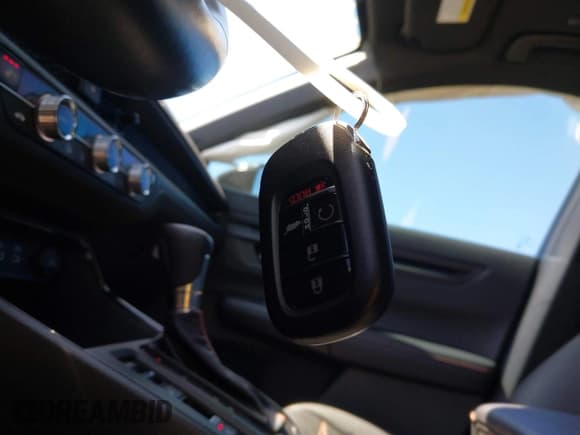 ✅ 2024 Honda CR-V Sport-L • VIN: 7FARS5H88RE011422 • Лот: 41862035. Опубликован ранее на IAAI с пробегом 22 664 миль. Бесплатный доступ к архиву аукционных продаж из США и подробный отчёт об истории автомобиля на DreamBid. Изображение 11.