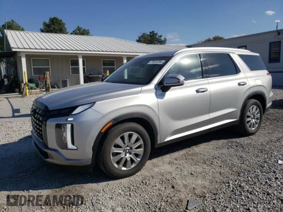 ✅ 2024 Hyundai Palisade SEL • VIN: KM8R2DGE0RU705103 • Лот: 77615794. Опубликован ранее на Copart с пробегом 6 428 миль. Бесплатный доступ к архиву аукционных продаж из США и подробный отчёт об истории автомобиля на DreamBid. Изображение 1.