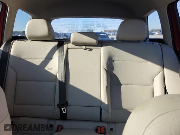 ✅ 2017 Volkswagen Golf S • VIN: 3VWH17AU1HM508963 • Лот: 90080425. Опубликован ранее на Copart с пробегом 133 923 миль. Бесплатный доступ к архиву аукционных продаж из США и подробный отчёт об истории автомобиля на DreamBid. Изображение 10.