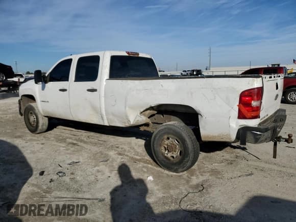 ✅ 2007 Chevrolet Silverado 2500HD 1LT • VIN: 1GCHC23K97F567432 • Lot: 89113865. Wystawiony na Copart z przebiegiem Nie podano. Bezpłatny archiwum sprzedaży aukcyjnych z USA i szczegółowy raport historii pojazdu na DreamBid. Zdjęcie 2.