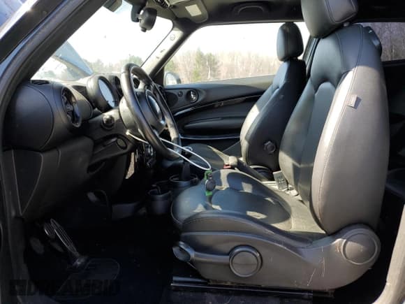 ✅ 2013 MINI Paceman S ALL4 • VIN: WMWSS7C59DWN52034 • Lot: 68113735. Listed on Copart with 157,489 mi. Free auction sales archive from the USA and detailed vehicle history report at DreamBid. Image 7.