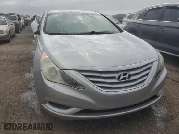✅ 2011 Hyundai Sonata GLS • VIN: 5NPEB4AC7BH029663 • Lot: 74125074. Listed on Copart with Not provided. Free auction sales archive from the USA and detailed vehicle history report at DreamBid. Image 5.