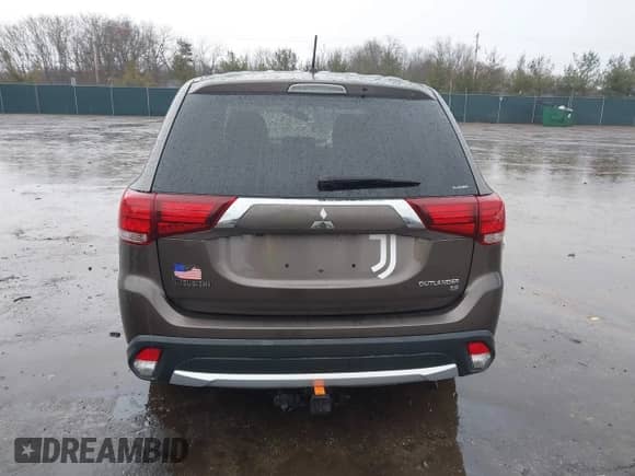 2016 Mitsubishi Outlander SE с VIN JA4AZ3A32GZ020674, выставлен на аукционе IAAI как лот 41711427 с пробегом 78 819 миль миль и . История ставок и продаж доступна на DreamBid. Изображение 16.