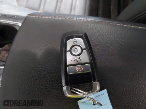 ✅ 2019 Ford Fusion SE • VIN: 3FA6P0HD6KR164231 • Lot: 41732817. Listed on IAAI with 93,172 mi. Free auction sales archive from the USA and detailed vehicle history report at DreamBid. Image 11.