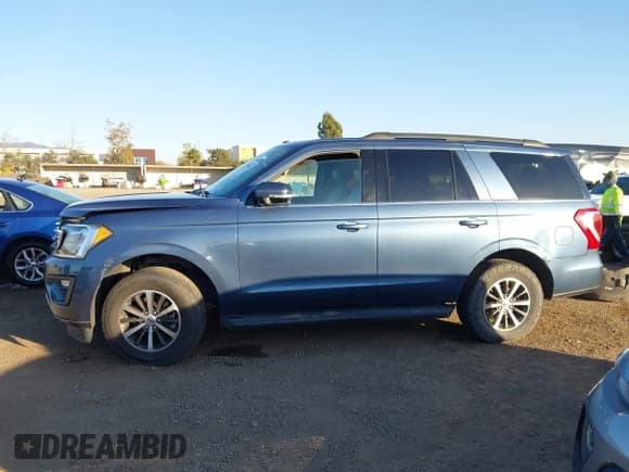 ✅ 2018 Ford Expedition XLT • VIN: 1FMJU1HT1JEA23932 • Lot: 43918903. Listed on IAAI with 177,937 mi. Free auction sales archive from the USA and detailed vehicle history report at DreamBid. Image 14.