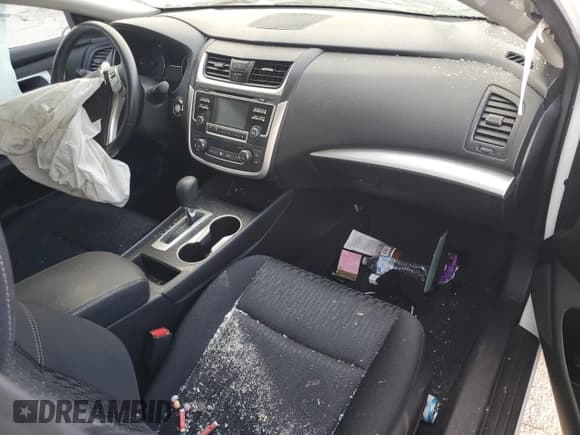 ✅ 2016 Nissan Altima SR • VIN: 1N4AL3AP9GC221720 • Lot: 91686085. Wystawiony na Copart z przebiegiem Nie podano. Bezpłatny archiwum sprzedaży aukcyjnych z USA i szczegółowy raport historii pojazdu na DreamBid. Zdjęcie 8.