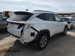 ✅ 2022 Hyundai Tucson SEL • VIN: 5NMJB3AE1NH136588 • Lot: 53235494. Wystawiony na Copart z przebiegiem 15 336 mil. Bezpłatny archiwum sprzedaży aukcyjnych z USA i szczegółowy raport historii pojazdu na DreamBid. Zdjęcie 3.