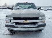 ✅ 2001 Chevrolet Silverado 2500HD LS • VIN: 1GCHK29G11E266964 • Лот: 46182055. Опубликован ранее на Copart с пробегом 208 512 миль. Бесплатный доступ к архиву аукционных продаж из США и подробный отчёт об истории автомобиля на DreamBid. Изображение 5.