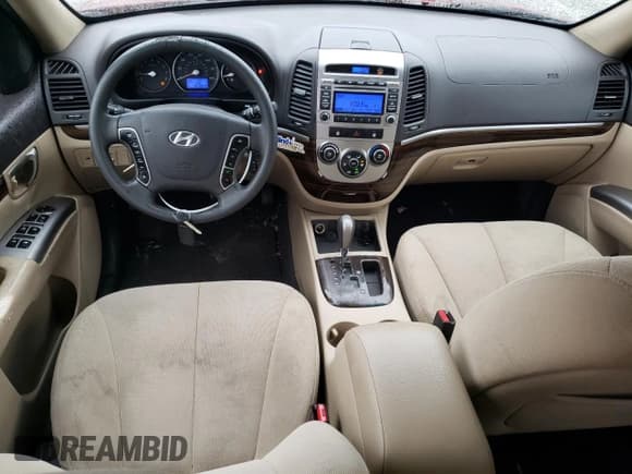 ✅ 2012 Hyundai Santa Fe GLS • VIN: 5XYZGDAB5CG126802 • Lot: 84213044. Listed on Copart with 185,397 mi. Free auction sales archive from the USA and detailed vehicle history report at DreamBid. Image 8.