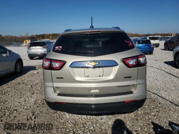 ✅ 2016 Chevrolet Traverse LT • VIN: 1GNKVHKD2GJ144329 • Lot: 89906585. Wystawiony na Copart z przebiegiem 119 394 mil. Bezpłatny archiwum sprzedaży aukcyjnych z USA i szczegółowy raport historii pojazdu na DreamBid. Zdjęcie 6.