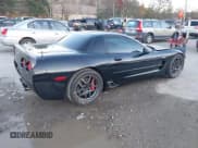 ✅ 2003 Chevrolet Corvette Z06 • VIN: 1G1YY12S335132931 • Lot: 43647443. Wystawiony na IAAI z przebiegiem 55 845 mil. Bezpłatny archiwum sprzedaży aukcyjnych z USA i szczegółowy raport historii pojazdu na DreamBid. Zdjęcie 4.