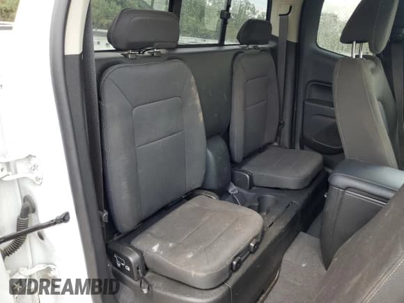 ✅ 2022 Chevrolet Colorado 2WD LT • VIN: 1GCHSCEN6N1221607 • Lot: 81251915. Wystawiony na Copart z przebiegiem 73 741 mil. Bezpłatny archiwum sprzedaży aukcyjnych z USA i szczegółowy raport historii pojazdu na DreamBid. Zdjęcie 10.