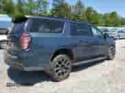 ✅ 2021 Chevrolet Suburban RST • VIN: 1GNSCEKD0MR402865 • Lot: 52984115. Wystawiony na Copart z przebiegiem 70 931 mil. Bezpłatny archiwum sprzedaży aukcyjnych z USA i szczegółowy raport historii pojazdu na DreamBid. Zdjęcie 3.