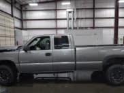 ✅ 2006 Chevrolet Silverado 2500HD LT1 • VIN: 1GCHK29UX6E263400 • Lot: 43512984. Wystawiony na IAAI z przebiegiem 185 395 mil. Bezpłatny archiwum sprzedaży aukcyjnych z USA i szczegółowy raport historii pojazdu na DreamBid. Zdjęcie 14.