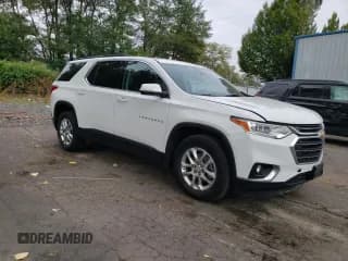 ✅ 2021 Chevrolet Traverse LT Cloth • VIN: 1GNEVGKW8MJ268058 • Lot: 67517114. Wystawiony na Copart z przebiegiem 47 249 mil. Bezpłatny archiwum sprzedaży aukcyjnych z USA i szczegółowy raport historii pojazdu na DreamBid. Zdjęcie 4.