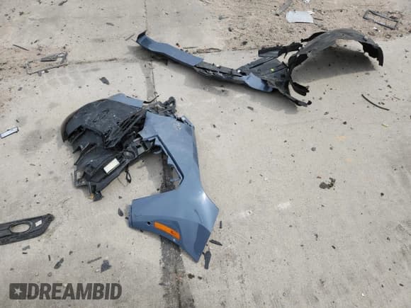 ✅ 2025 BMW iX xDrive50 • VIN: WB523CF04SCS64117 • Лот: 71953245. Опубликован ранее на Copart с пробегом 15 984 миль. Бесплатный доступ к архиву аукционных продаж из США и подробный отчёт об истории автомобиля на DreamBid. Изображение 13.