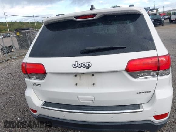 ✅ 2014 Jeep Grand Cherokee Limited • VIN: 1C4RJEBT0EC472732 • Lot: 43297631. Listed on IAAI with 170,965 mi. Free auction sales archive from the USA and detailed vehicle history report at DreamBid. Image 16.
