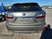 ✅ 2017 Lexus RX 450h • VIN: 2T2BGMCA7HC016404 • Lot: 84637415. Wystawiony na Copart z przebiegiem Nie podano. Bezpłatny archiwum sprzedaży aukcyjnych z USA i szczegółowy raport historii pojazdu na DreamBid. Zdjęcie 6.