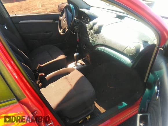 ✅ 2010 Chevrolet Aveo 1LT • VIN: KL1TD5DE4AB116822 • Lot: 32036968. Listed on IAAI with 86,843 mi. Free auction sales archive from the USA and detailed vehicle history report at DreamBid. Image 5.