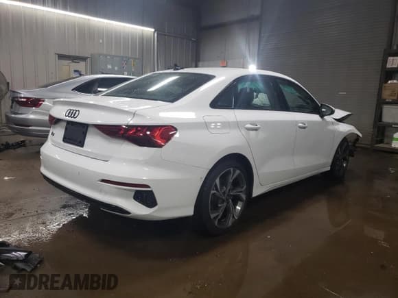 ✅ 2023 Audi A3 Premium • VIN: WAUAUDGY0PA090912 • Лот: 74080623. Опубликован ранее на Copart с пробегом 9 053 миль. Бесплатный доступ к архиву аукционных продаж из США и подробный отчёт об истории автомобиля на DreamBid. Изображение 3.