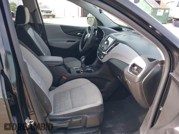 ✅ 2022 Chevrolet Equinox LS • VIN: 2GNAXSEV9N6120174 • Lot: 42151766. Listed on IAAI with 71,374 mi. Free auction sales archive from the USA and detailed vehicle history report at DreamBid. Image 5.