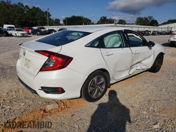 ✅ 2019 Honda Civic LX • VIN: 2HGFC2F68KH585483 • Лот: 90494625. Опубликован ранее на Copart с пробегом 85 942 миль. Бесплатный доступ к архиву аукционных продаж из США и подробный отчёт об истории автомобиля на DreamBid. Изображение 3.