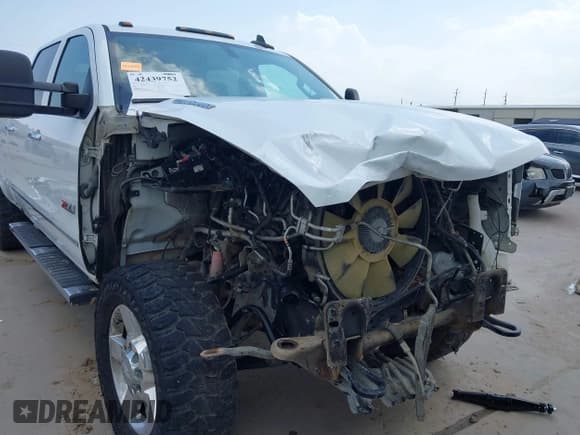 ✅ 2016 Chevrolet Silverado 2500HD LT • VIN: 1GC1KVE86GF270450 • Лот: 42439752. Опубликован ранее на IAAI с пробегом 174 476 миль. Бесплатный доступ к архиву аукционных продаж из США и подробный отчёт об истории автомобиля на DreamBid. Изображение 6.