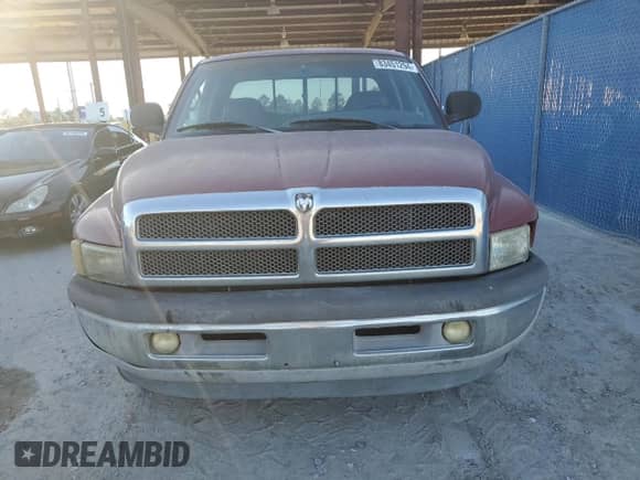 1999 Dodge 1500 с VIN 1B7HC13Z5XJ517230, выставлен на аукционе Copart как лот 83451294 с пробегом 177 533 миль миль и На запчасти • Non repairable. История ставок и продаж доступна на DreamBid. Изображение 5.