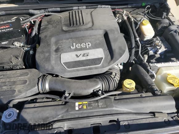 ✅ 2017 Jeep Wrangler Freedom • VIN: 1C4AJWAG6HL584933 • Lot: 90308855. Wystawiony na Copart z przebiegiem 116 790 mil. Bezpłatny archiwum sprzedaży aukcyjnych z USA i szczegółowy raport historii pojazdu na DreamBid. Zdjęcie 11.