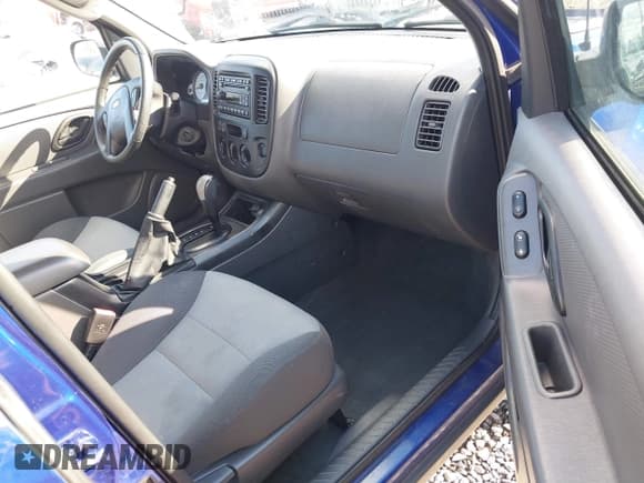 ✅ 2006 Ford Escape XLS • VIN: 1FMYU92Z36KC28266 • Lot: 41744961. Listed on IAAI with 94,706 mi. Free auction sales archive from the USA and detailed vehicle history report at DreamBid. Image 5.