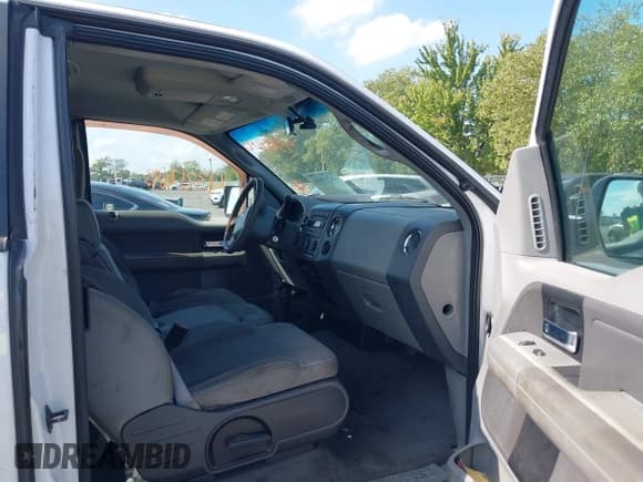 ✅ 2007 Ford F-150 XLT • VIN: 1FTPX14V47FB76062 • Лот: 43217693. Опубликован ранее на IAAI с пробегом 188 038 миль. Бесплатный доступ к архиву аукционных продаж из США и подробный отчёт об истории автомобиля на DreamBid. Изображение 5.