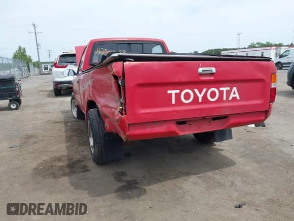 ✅ 1989 Toyota Pickup • VIN: JT4RN81D8K5025856 • Лот: 42311888. Опубликован ранее на IAAI с пробегом 228 299 миль. Бесплатный доступ к архиву аукционных продаж из США и подробный отчёт об истории автомобиля на DreamBid. Изображение 12.