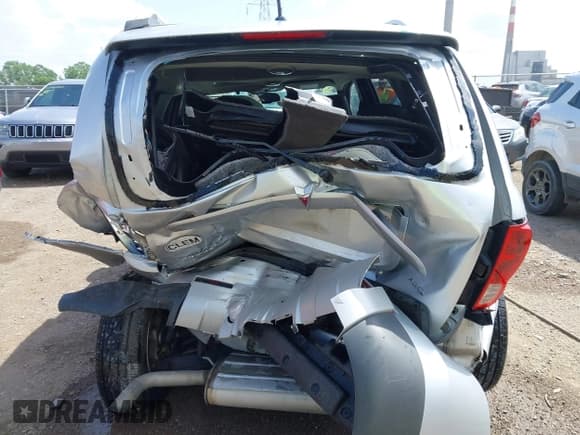 ✅ 2009 Pontiac Torrent • VIN: 2CKDL43F796247979 • Lot: 42277735. Listed on IAAI with 201,837 mi. Free auction sales archive from the USA and detailed vehicle history report at DreamBid. Image 16.