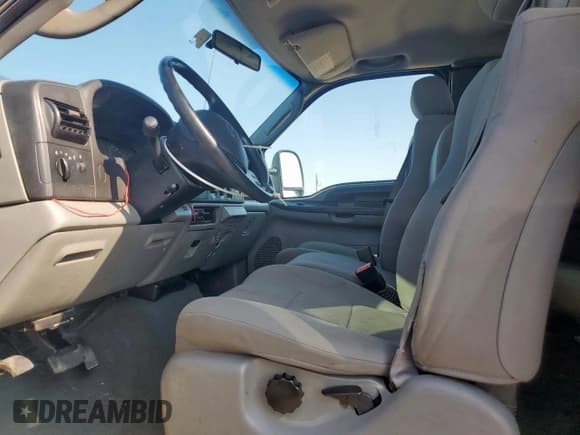 ✅ 2006 Ford F-250 XL • VIN: 1FTNX20586EC12519 • Lot: 71885465. Listed on Copart with 195,478 mi. Free auction sales archive from the USA and detailed vehicle history report at DreamBid. Image 7.