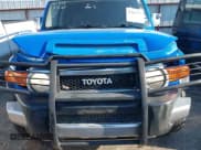 ✅ 2007 Toyota FJ Cruiser • VIN: JTEZU11FX70012327 • Lot: 43067702. Wystawiony na IAAI z przebiegiem 182 139 mil. Bezpłatny archiwum sprzedaży aukcyjnych z USA i szczegółowy raport historii pojazdu na DreamBid. Zdjęcie 6.