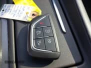 ✅ 2023 Cadillac CT5 Premium Luxury • VIN: 1G6DS5RK1P0105124 • Lot: 43216342. Wystawiony na IAAI z przebiegiem 40 579 mil. Bezpłatny archiwum sprzedaży aukcyjnych z USA i szczegółowy raport historii pojazdu na DreamBid. Zdjęcie 11.