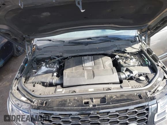 ✅ 2018 Land Rover Range Rover • VIN: SALGS2RE9JA392080 • Lot: 43351556. Listed on IAAI with 43,663 mi. Free auction sales archive from the USA and detailed vehicle history report at DreamBid. Image 10.