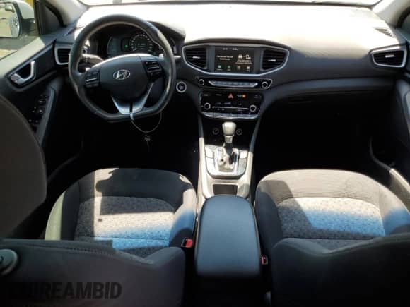 2018 Hyundai Ioniq SEL с VIN KMHC75LC9JU061364, выставлен на аукционе Copart как лот 60848094 с пробегом 114 112 миль миль и Списание • Salvage title. История ставок и продаж доступна на DreamBid. Изображение 8.