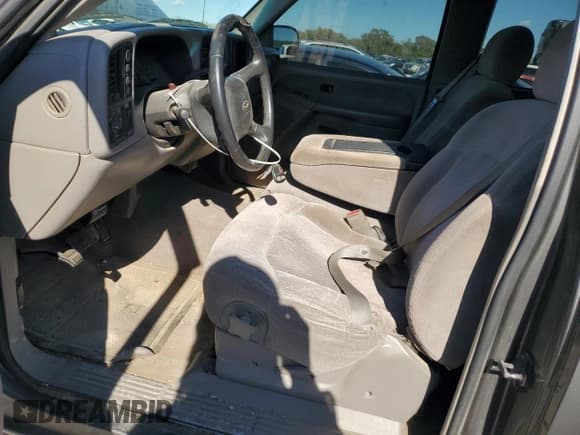 ✅ 2000 Chevrolet Silverado 1500 LS • VIN: 2GCEK19T8Y1155737 • Лот: 89473455. Опубликован ранее на Copart с пробегом 199 835 миль. Бесплатный доступ к архиву аукционных продаж из США и подробный отчёт об истории автомобиля на DreamBid. Изображение 7.