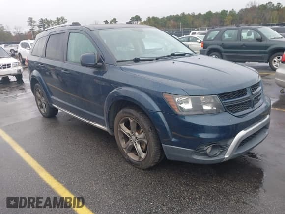 ✅ 2015 Dodge Journey Crossroad • VIN: 3C4PDCGG3FT712876 • Lot: 43832165. Listed on IAAI with 184,922 mi. Free auction sales archive from the USA and detailed vehicle history report at DreamBid. Image 1.