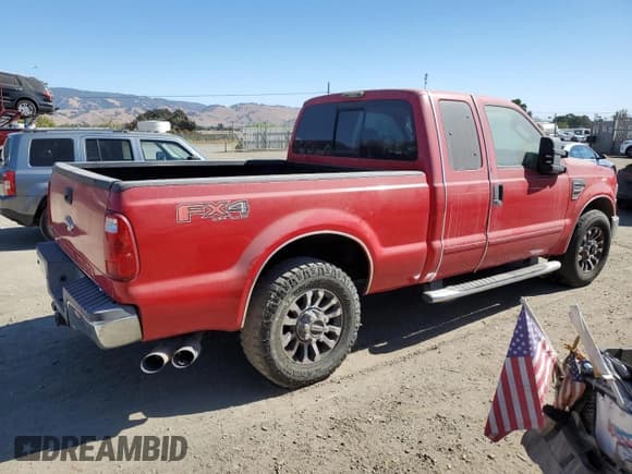 ✅ 2008 Ford F-250 XL • VIN: 1FTSX20R18EB17485 • Lot: 76993454. Wystawiony na Copart z przebiegiem 161 106 mil. Bezpłatny archiwum sprzedaży aukcyjnych z USA i szczegółowy raport historii pojazdu na DreamBid. Zdjęcie 3.