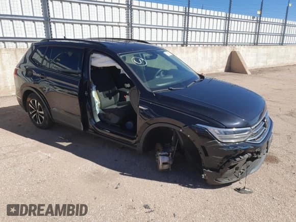 ✅ 2023 Volkswagen Tiguan S • VIN: 3VVRB7AX9PM052225 • Lot: 71368735. Listed on Copart with 37,647 mi. Free auction sales archive from the USA and detailed vehicle history report at DreamBid. Image 4.
