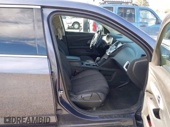 2013 Chevrolet Equinox LT z VIN 2GNFLNEK7D6376885, wystawiony jako IAAI lot #43442417 z przebiegiem 192 981 mil mil oraz . Historia ofert i sprzedaży dostępna na DreamBid. Obrazek 5.