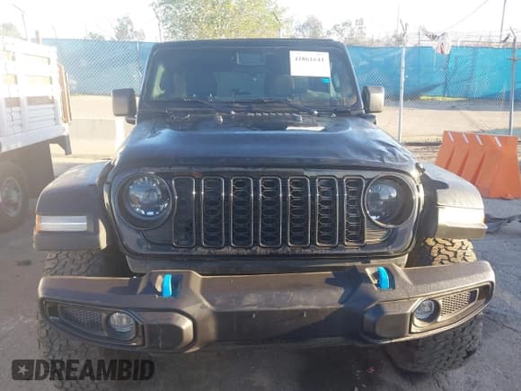 ✅ 2024 Jeep Wrangler Willys • VIN: 1C4RJXN6XRW215633 • Лот: 41861641. Опубликован ранее на IAAI с пробегом 3 927 миль. Бесплатный доступ к архиву аукционных продаж из США и подробный отчёт об истории автомобиля на DreamBid. Изображение 12.
