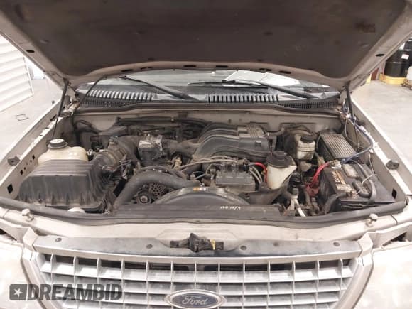 ✅ 2005 Ford Explorer XLT • VIN: 1FMZU63K75UA92666 • Lot: 41401078. Wystawiony na IAAI z przebiegiem 180 753 mil. Bezpłatny archiwum sprzedaży aukcyjnych z USA i szczegółowy raport historii pojazdu na DreamBid. Zdjęcie 10.