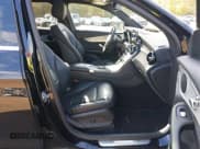 ✅ 2019 Mercedes-Benz GLC 300 • VIN: WDC0G4KB1KV178713 • Lot: 43402983. Wystawiony na IAAI z przebiegiem 63 350 mil. Bezpłatny archiwum sprzedaży aukcyjnych z USA i szczegółowy raport historii pojazdu na DreamBid. Zdjęcie 5.