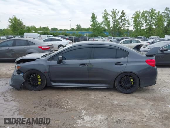 ✅ 2020 Subaru WRX STI • VIN: JF1VA2E65L9800214 • Lot: 42356355. Listed on IAAI with 80,377 mi. Free auction sales archive from the USA and detailed vehicle history report at DreamBid. Image 14.