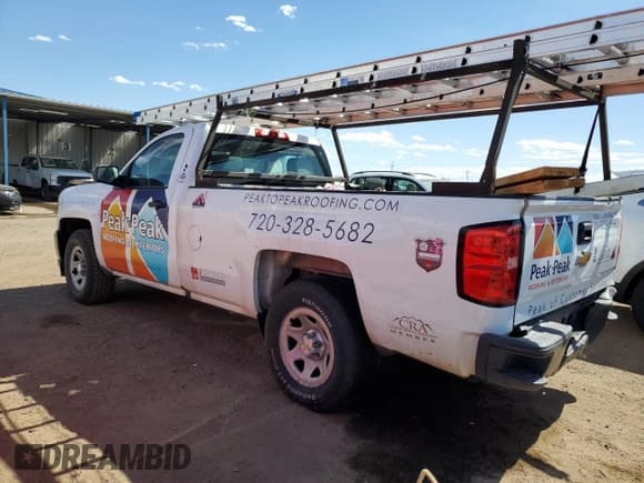 ✅ 2017 Chevrolet Silverado 1500 Work Truck • VIN: 1GCNKNEHXHZ367538 • Лот: 50330745. Опубликован ранее на Copart с пробегом 210 415 миль. Бесплатный доступ к архиву аукционных продаж из США и подробный отчёт об истории автомобиля на DreamBid. Изображение 2.