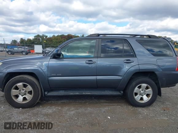 ✅ 2004 Toyota 4Runner SR5 Sport • VIN: JTEBU14R240054381 • Лот: 43582781. Опубликован ранее на IAAI с пробегом 244 828 миль. Бесплатный доступ к архиву аукционных продаж из США и подробный отчёт об истории автомобиля на DreamBid. Изображение 14.